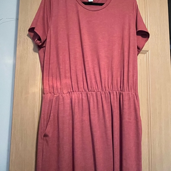 Old Navy Rust orange tee dress with pockets - Picture 3 of 9